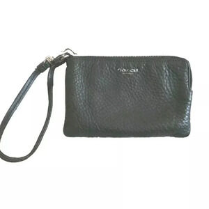 Coach Leather Corner Zip Wristlet Coin Purse Black Pebbled Leather Latch Clasp